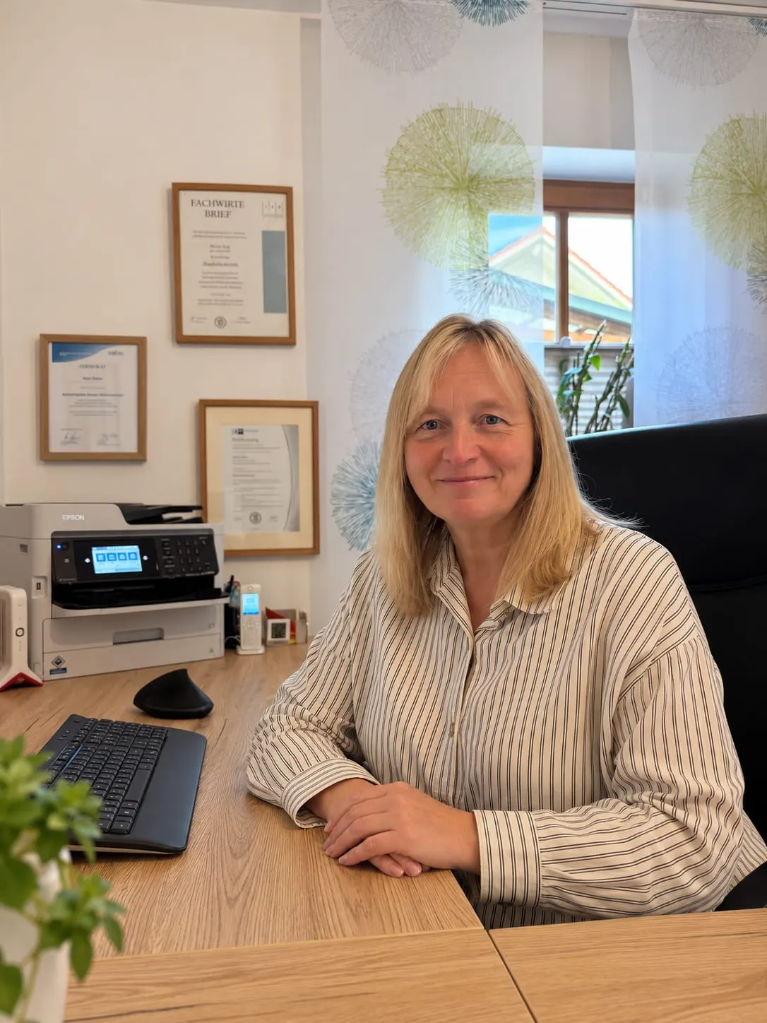 Nicole Mader, Versicherungsmaklerin in Ruderting